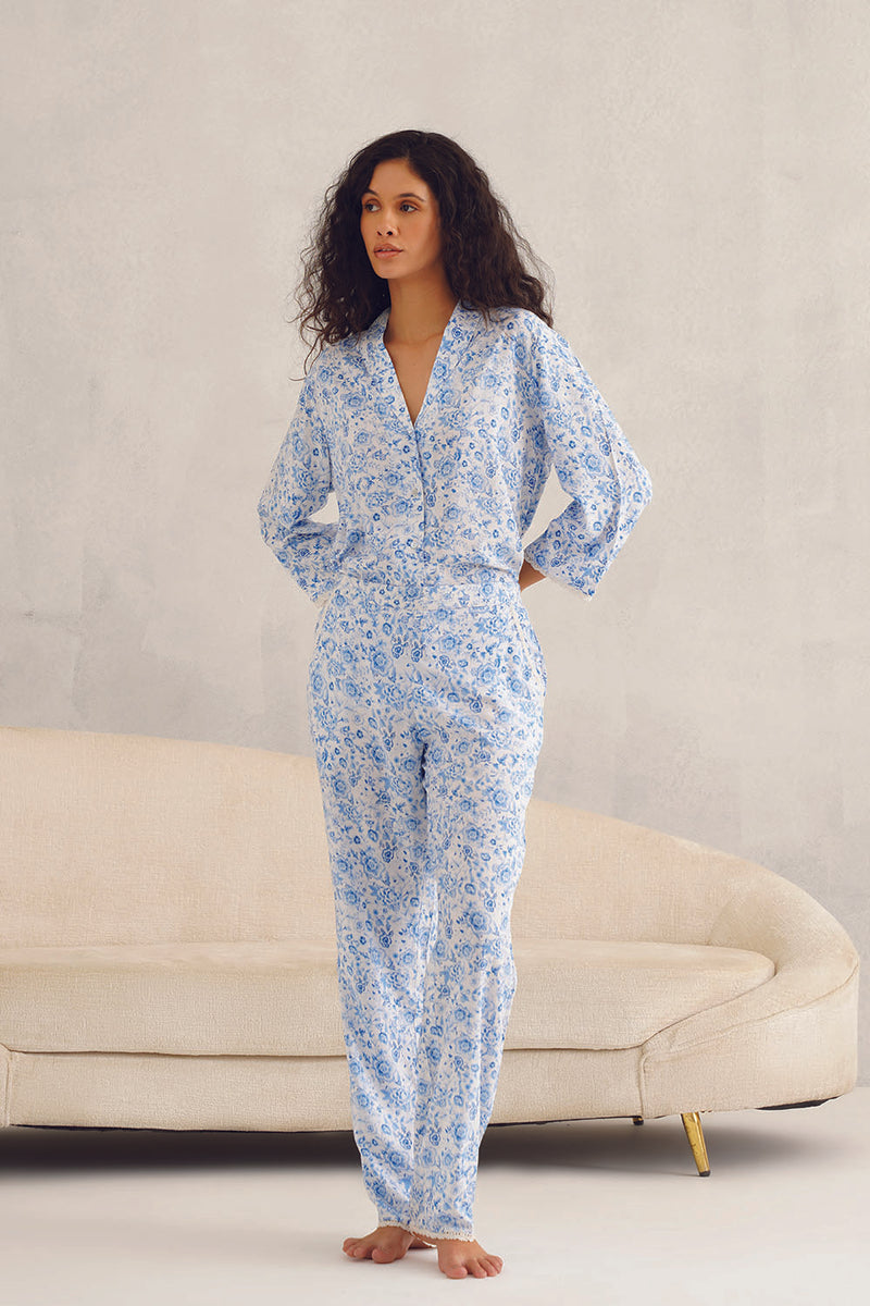 Dove Pyjama Set
